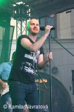 * Z DĚNÍ VE MĚSTĚ